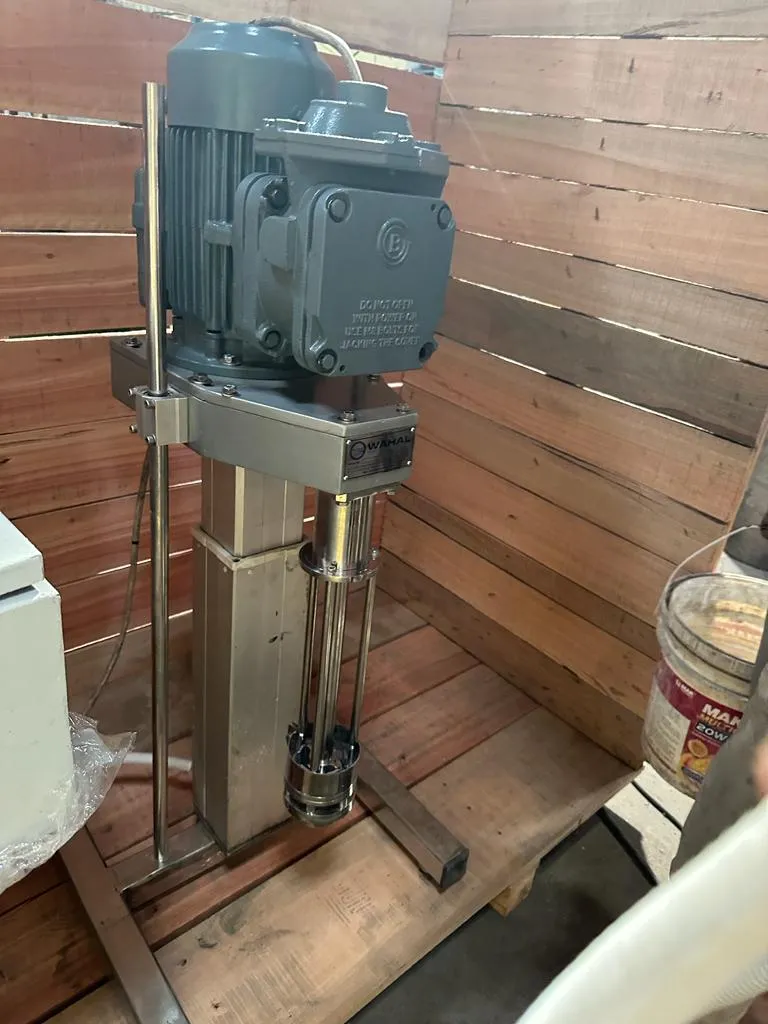 Wahal laboratory in-tank homogenizer with motor and stainless steel shaft on a column stand